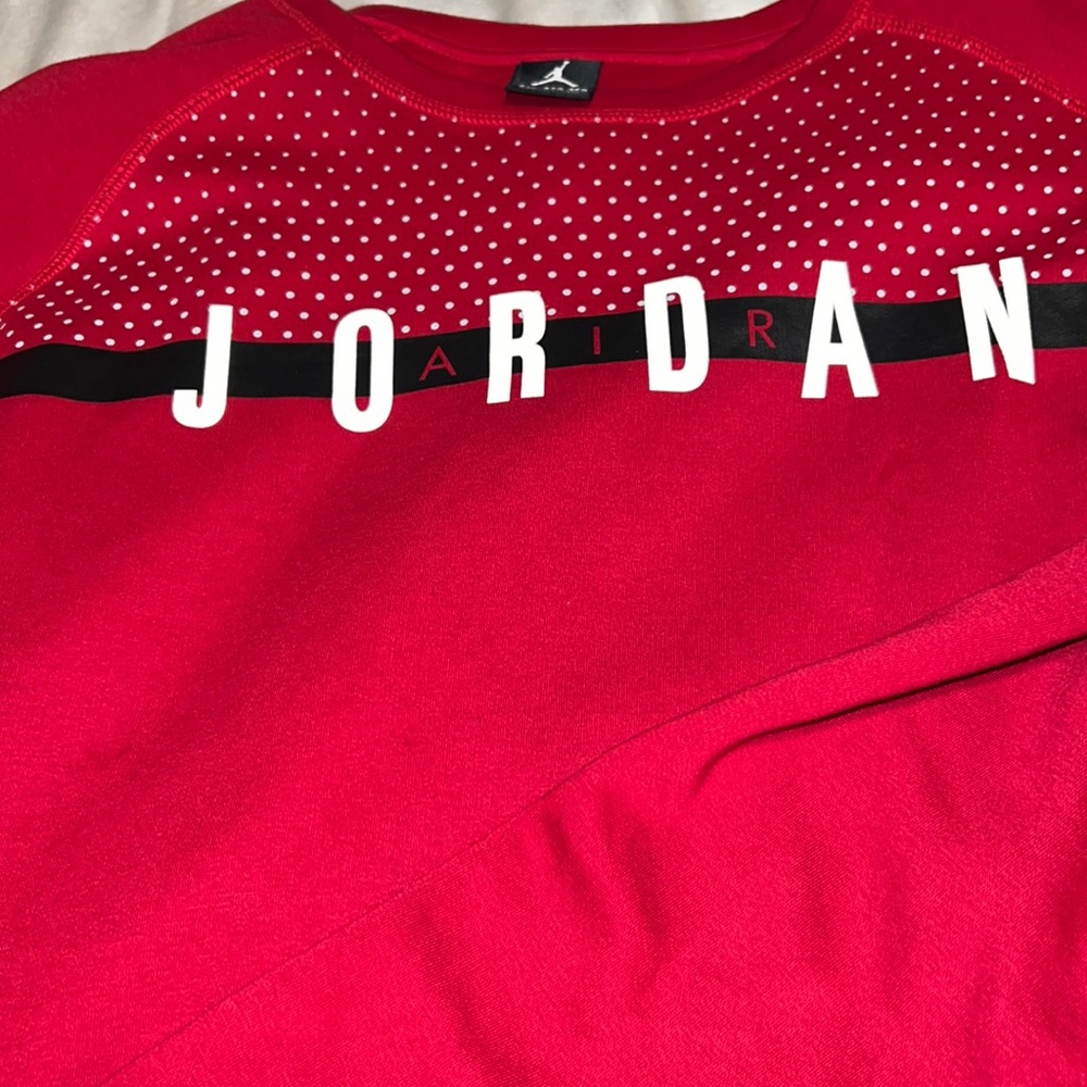 Sweat shirt